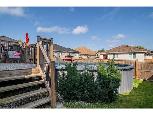 1142 Deerfield Drive, Kingston, ON - Outdoor