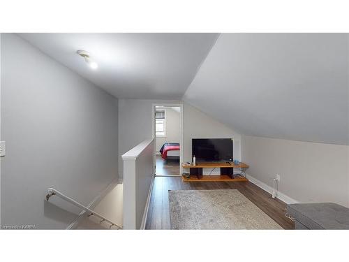 1348 Princess Street, Kingston, ON - Indoor Photo Showing Other Room