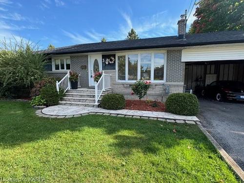 3 Morden Crescent, Amherstview, ON - Outdoor