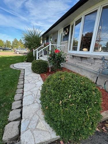 3 Morden Crescent, Amherstview, ON - Outdoor With Deck Patio Veranda