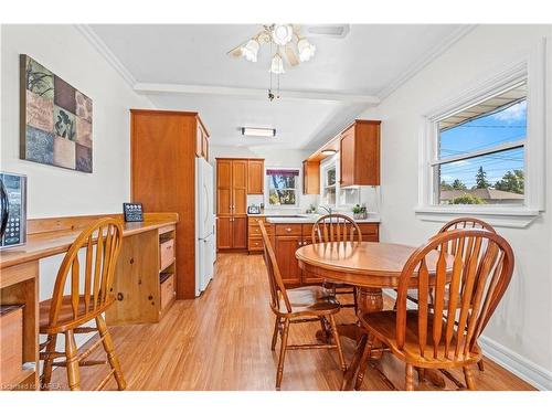 13 Sunset Crescent, Napanee, ON - Indoor Photo Showing Dining Room