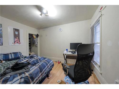 357-359 Johnson Street, Kingston, ON - Indoor Photo Showing Bedroom