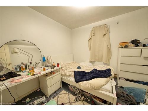 357-359 Johnson Street, Kingston, ON - Indoor Photo Showing Bedroom