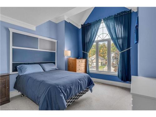 121 Jessup Lane, Bath, ON - Indoor Photo Showing Bedroom