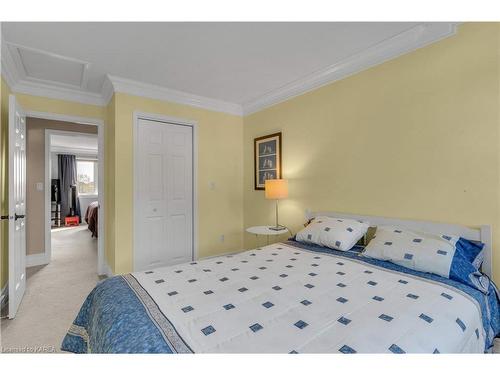 121 Jessup Lane, Bath, ON - Indoor Photo Showing Bedroom