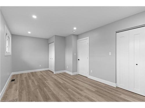 694 Laidlaw Crescent, Kingston, ON - Indoor Photo Showing Other Room