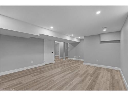 694 Laidlaw Crescent, Kingston, ON - Indoor Photo Showing Other Room