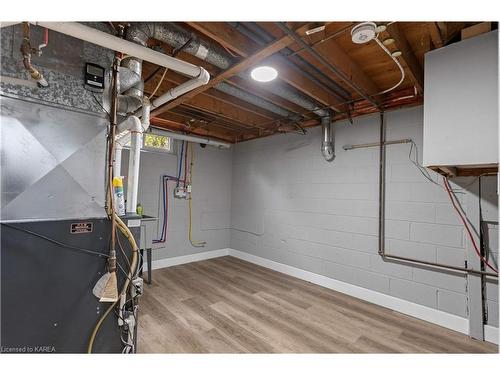 694 Laidlaw Crescent, Kingston, ON - Indoor Photo Showing Basement