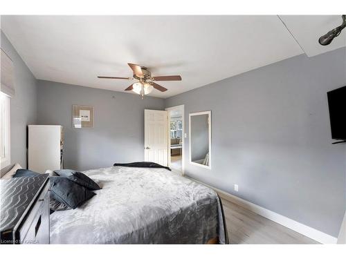 90 Michael Grass Crescent, Kingston, ON - Indoor Photo Showing Bedroom