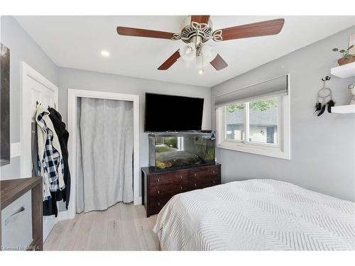 90 Michael Grass Crescent, Kingston, ON - Indoor Photo Showing Bedroom