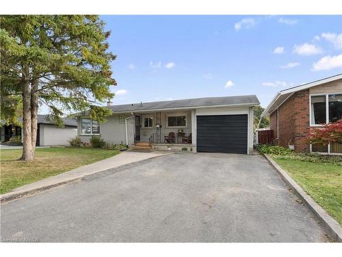 90 Michael Grass Crescent, Kingston, ON - Outdoor With Facade