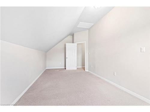 708 Palace Road, Napanee, ON - Indoor Photo Showing Other Room