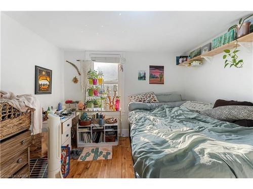 539 Albert Street, Kingston, ON - Indoor Photo Showing Bedroom