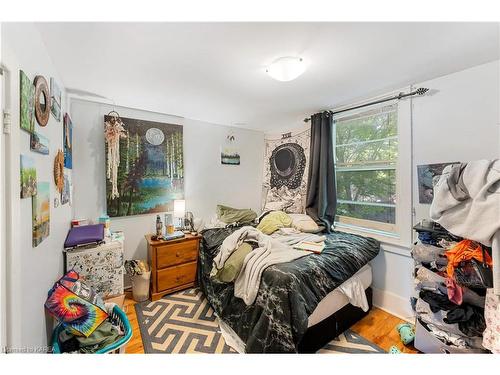 539 Albert Street, Kingston, ON - Indoor Photo Showing Bedroom