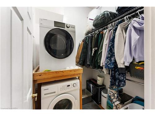 539 Albert Street, Kingston, ON - Indoor Photo Showing Laundry Room