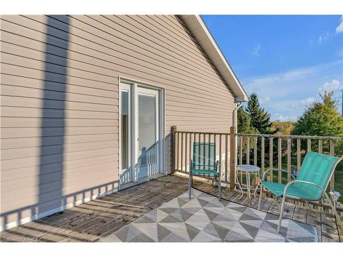 513 Farnham Court, Kingston, ON - Outdoor With Deck Patio Veranda With Exterior