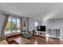 513 Farnham Court, Kingston, ON  - Indoor Photo Showing Living Room 