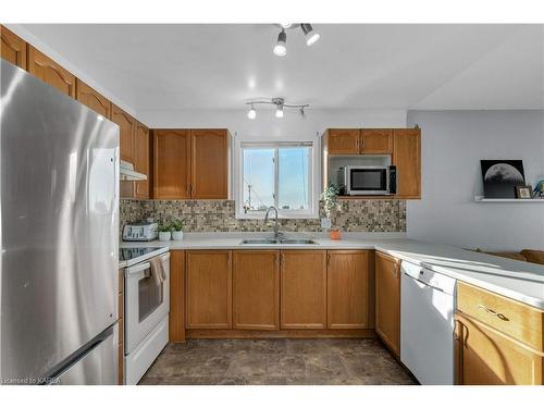 513 Farnham Court, Kingston, ON - Indoor Photo Showing Kitchen With Double Sink