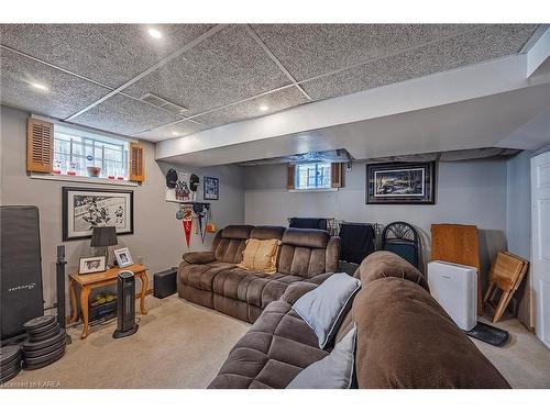 1006 Old Colony Road, Kingston, ON - Indoor Photo Showing Basement