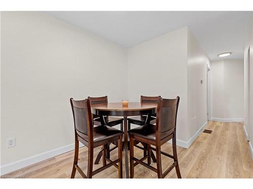 513 Grandtrunk Avenue, Kingston, ON - Indoor Photo Showing Dining Room