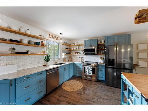 1684 Battersea Road, Kingston, ON - Indoor Photo Showing Kitchen With Stainless Steel Kitchen