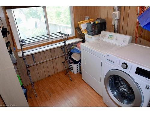 368 Alfred Street, Kingston, ON - Indoor Photo Showing Laundry Room