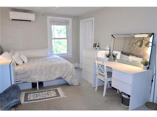 368 Alfred Street, Kingston, ON - Indoor Photo Showing Bedroom