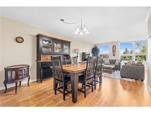 409-675 Davis Drive, Kingston, ON - Indoor Photo Showing Other Room