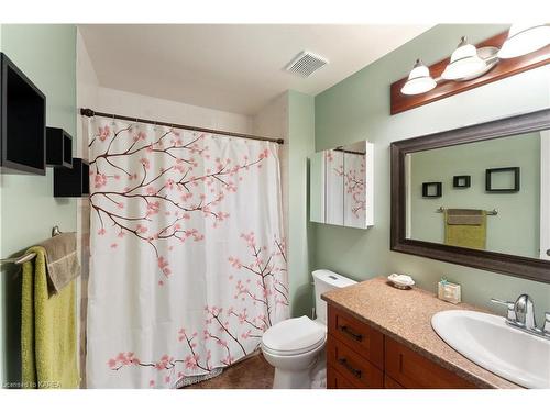 1072 Featherstone Court, Kingston, ON - Indoor Photo Showing Bathroom