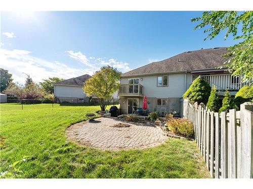 1072 Featherstone Court, Kingston, ON - Outdoor