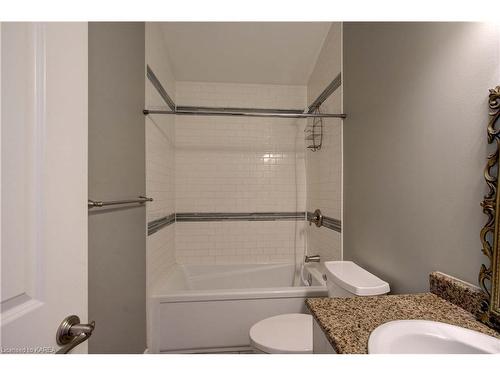 98 Main Street, Odessa, ON - Indoor Photo Showing Bathroom