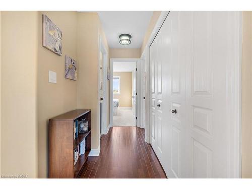 1169 Horizon Drive, Kingston, ON - Indoor Photo Showing Other Room