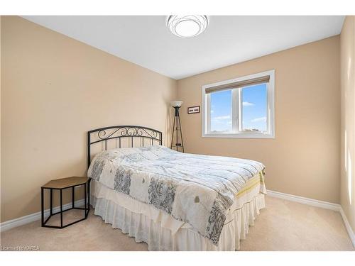 1169 Horizon Drive, Kingston, ON - Indoor Photo Showing Bedroom