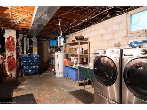 523 Glenview Avenue, Kingston, ON - Indoor Photo Showing Laundry Room