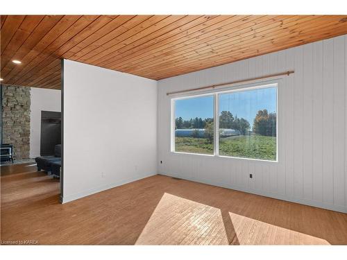 145 Taylor Road W, Gananoque, ON - Indoor