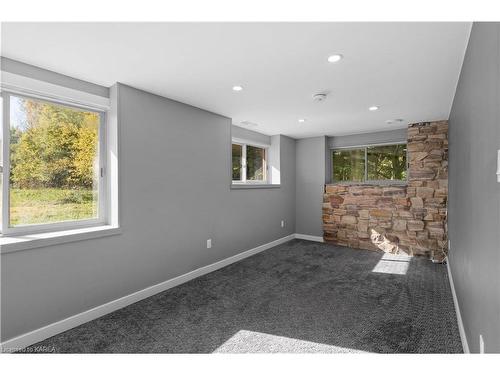 145 Taylor Road W, Gananoque, ON - Indoor Photo Showing Other Room