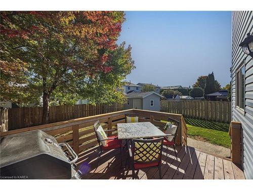 884 Uxbridge Crescent, Kingston, ON - Outdoor With Deck Patio Veranda