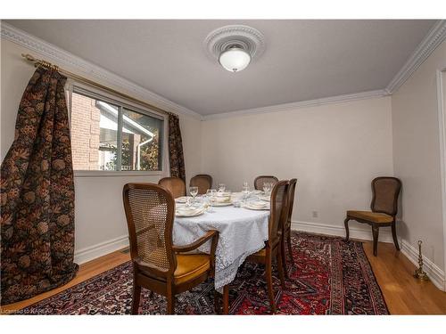 969 Mona Drive, Kingston, ON - Indoor Photo Showing Dining Room