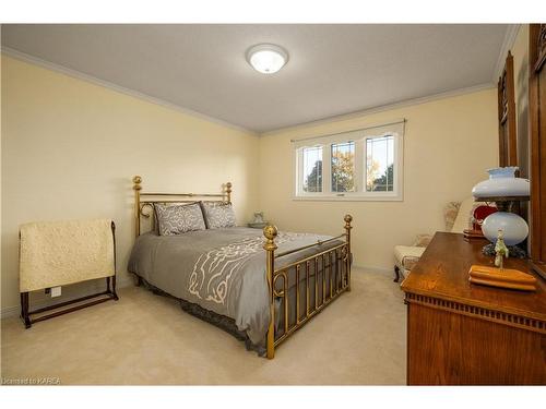 969 Mona Drive, Kingston, ON - Indoor Photo Showing Bedroom