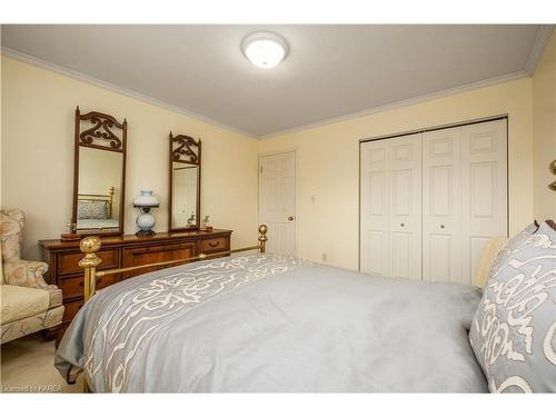 969 Mona Drive, Kingston, ON - Indoor Photo Showing Bedroom