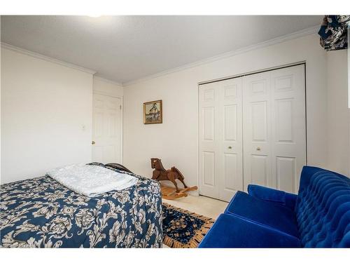 969 Mona Drive, Kingston, ON - Indoor Photo Showing Bedroom