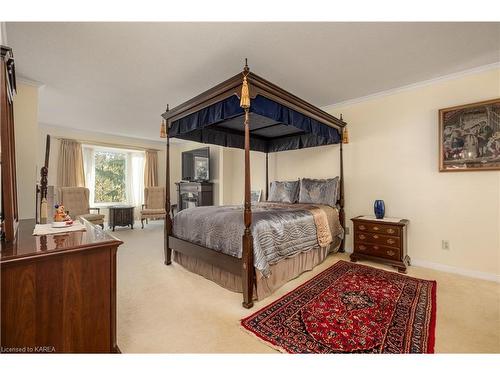 969 Mona Drive, Kingston, ON - Indoor Photo Showing Bedroom