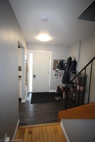 1111 Hickorywood Crescent, Kingston, ON - Indoor Photo Showing Other Room