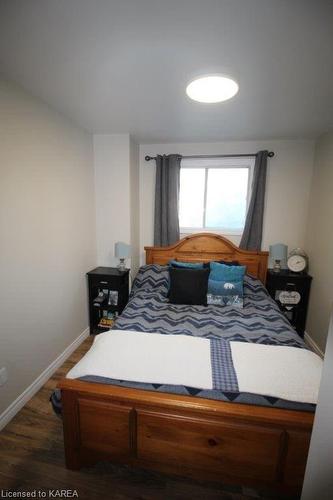 1111 Hickorywood Crescent, Kingston, ON - Indoor Photo Showing Bedroom