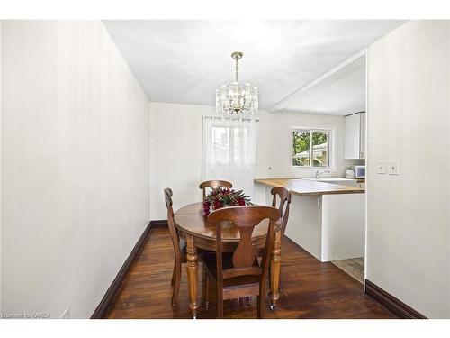 1610 John Counter Boulevard, Kingston, ON - Indoor Photo Showing Dining Room