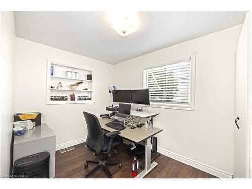 1610 John Counter Boulevard, Kingston, ON - Indoor Photo Showing Office