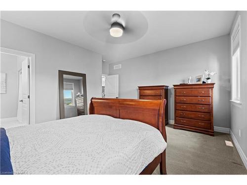 25 Staikos Court, Napanee, ON - Indoor Photo Showing Bedroom