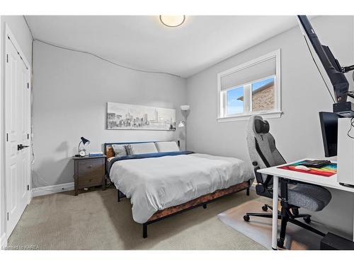 25 Staikos Court, Napanee, ON - Indoor Photo Showing Bedroom