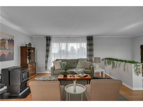 437 Haig Road, Gananoque, ON - Indoor Photo Showing Living Room With Fireplace