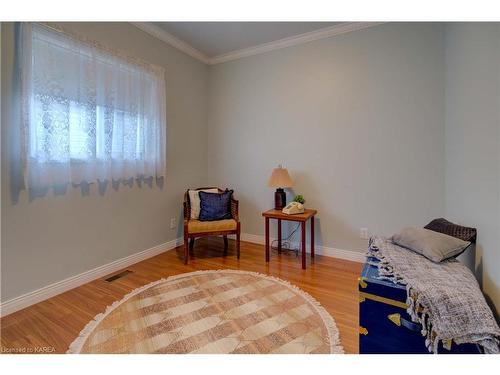 351 Emerald Street, Kingston, ON - Indoor Photo Showing Bedroom